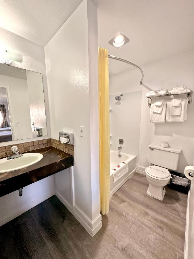 Economy Inn Florence Εξωτερικό φωτογραφία